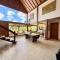 Casa 04 Monte Boa Vista - Conforto com Piscina Privativa, Sauna e Lareira