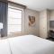 La Quinta Inn & Suites by Wyndham Chicago Downtown