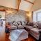 4 Bed in Llanrhystud oc-92072