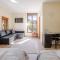 Maia Oporto Suites