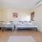 Maia Oporto Suites