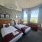 West Rocks Hotel