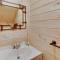 Beths Lakeside Cabin