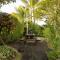Plantation Hale Suites