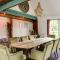 BoHo Experience Wellness, Jacuzzi, Sauna, BBQ, Garden, Sleeps 10