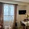 Sunny apartment 1