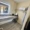 Surry Inn - Dobson - I-77 - Exit 93