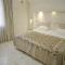Kasr-i Nehroz Hotel