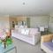 Crows Nest Apartments