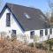 6 person holiday home in Humble-By Traum