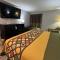 Super 8 by Wyndham Chenoa