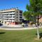 Apartamento el Parque AIRE CONDICIONADO PISCINA terraza con vistas montaña entorno tranquilo ideal mascotas