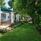 7 On Grey Guesthouse