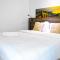 Decale Jewel Stone Hotel