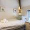 10 The Warren, amazing seaviews from every floor!