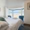 10 The Warren, amazing seaviews from every floor!
