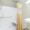 Days Inn & Suites by Wyndham Marquez
