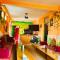 Non Stop Cafe Hostel & Stay