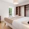 PAREDE APARTMENT 2