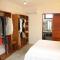Tropical House - Villa com piscina perto do mar