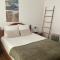Spacious House in Sagres with Private Patio & BBQ