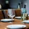 BOOTique House - Luxury Group Accommodation for 12