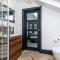 BOOTique House - Luxury Group Accommodation for 12