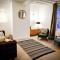 Spacious 4 Bed House Sleeps 8 in Quorn Near Loughborough