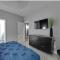Modern Townhome Near Downtown walk to CWS!