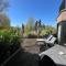 Business Accommodation Garden Living Intimate