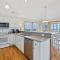 6175 - Longview Cottage