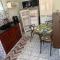 APARTAMENTO SIMPLES E ACONCHEGANTE