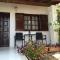 Villa Perris Studios
