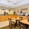 Peach State Inn & Suites
