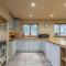 3 Bed in Axminster oc-bloco