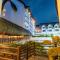 Java Hotel
