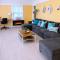 CasaViva Pacifica - 2BR Sleeps 10 with Firepit, BBQ & Shared Yard - Walk to Hillcrest Fun, Near Zoo, Balboa Park & Beaches