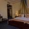 Hotel Dynasty
