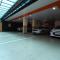 Show Hotel