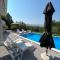 Woodrock Villa