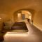 M Residence Santorini Johnnie Cave