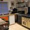 Back2Roots - Beautifully Restored Cottage, Doochary