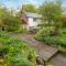 Avebury Cottage