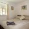 Avebury Cottage