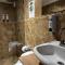 6 Suites Hotel