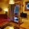 Appartement cosy pour 4-5 personnes, centre village, proche pistes, ascenseur, bien équipé - FR-1-342-163