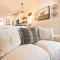 Kildahl House - Boutique Farmhouse Suite #2