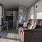 Allibella Shepherds Hut, Amazing Seaview, Private garden, Pet Friendly