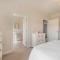 3 Bed in Tenby oc-92066