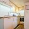3 Bed in Brixham oc-bx030
